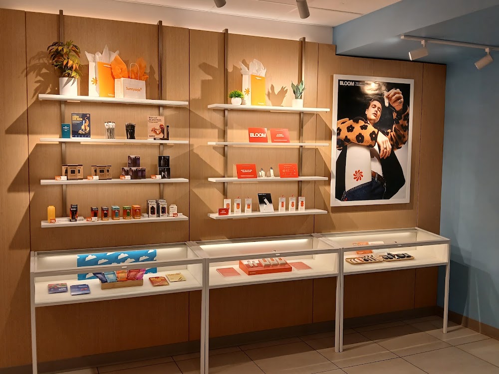 Sunnyside* photo 6