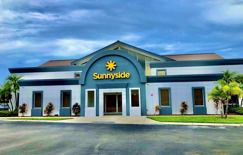 Sunnyside* photo 6