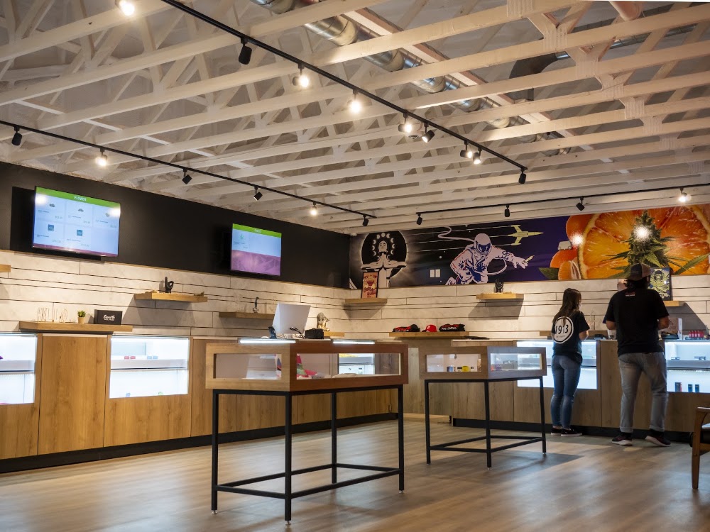 Swade Cannabis Dispensary photo 2