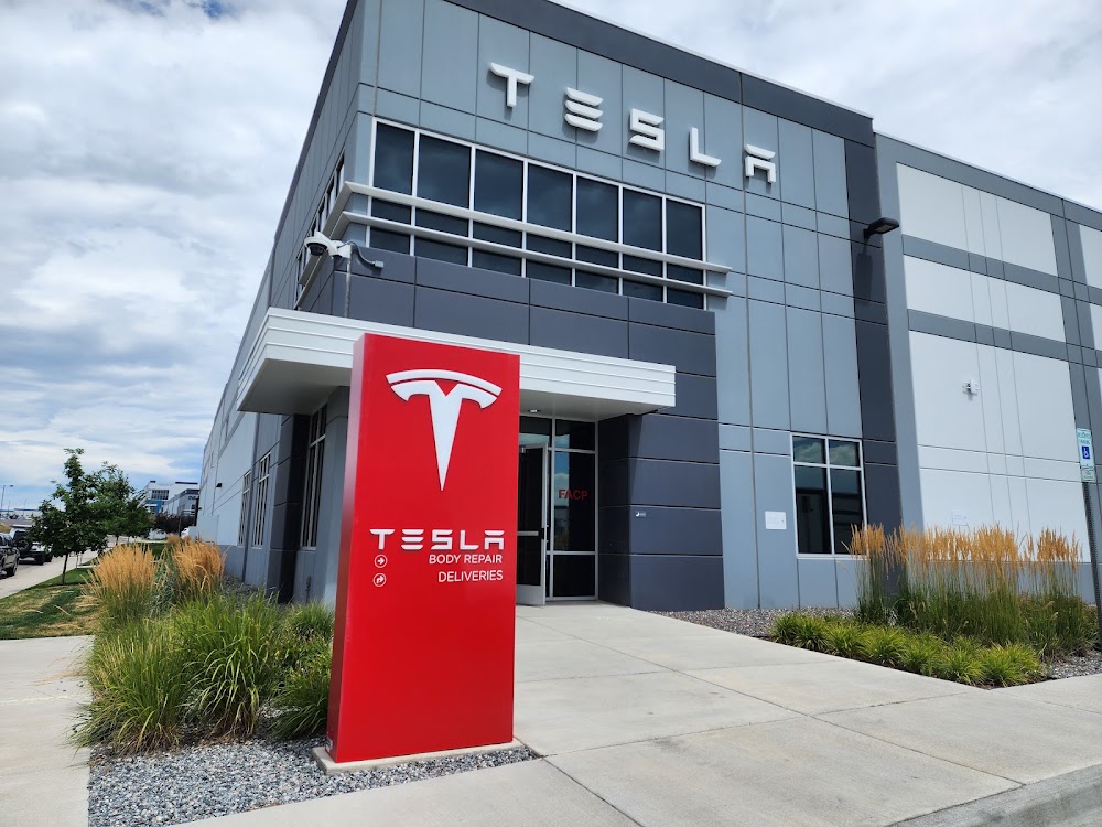 Tesla photo 1