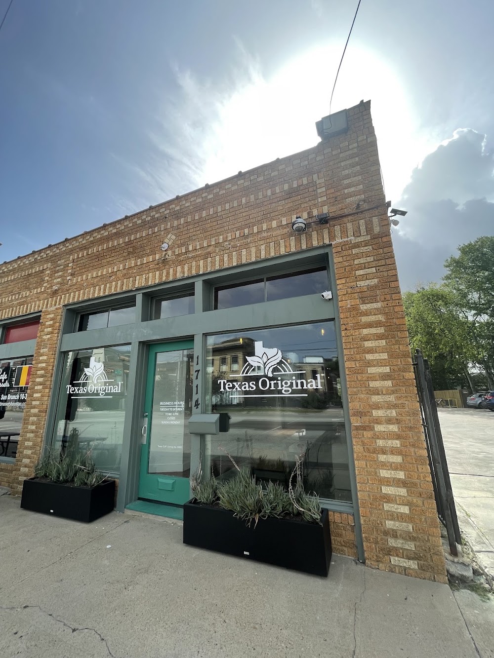 Texas Original - Houston Heights photo 3