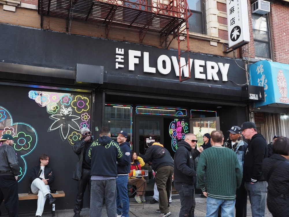 The Flowery photo 1