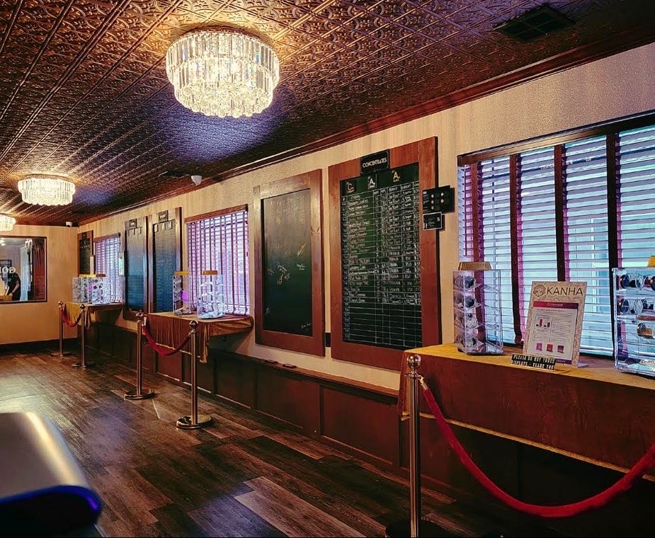 The Gold Leaf - Dispensary photo 3