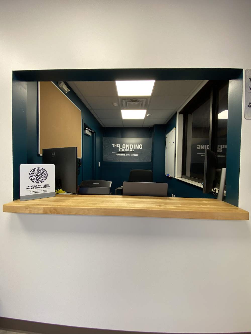 The Landing Dispensary - Hurricane photo 4