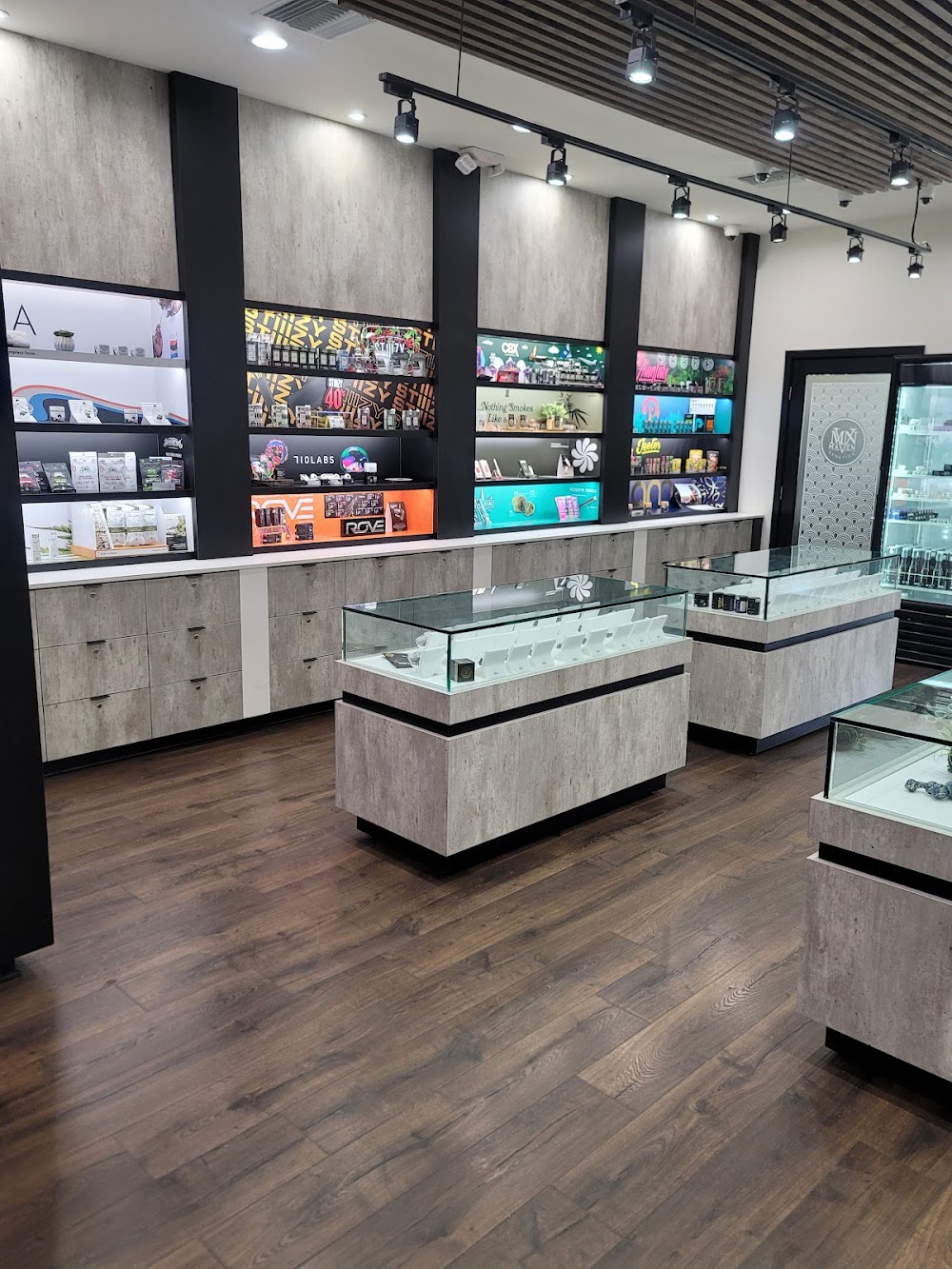 The Maven Store photo 8