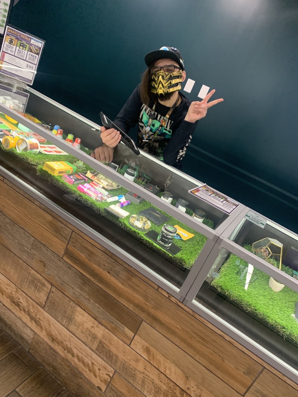 Thrive Cannabis Marketplace - West Sahara Las Vegas Dispensary photo 4