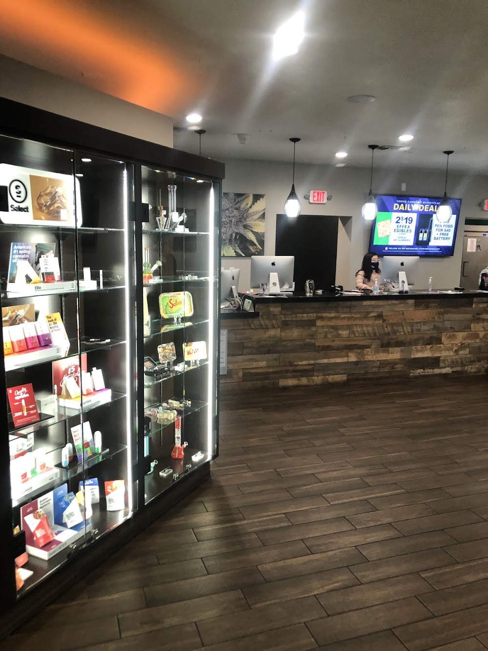 Thrive Cannabis Marketplace - West Sahara Las Vegas Dispensary photo 6