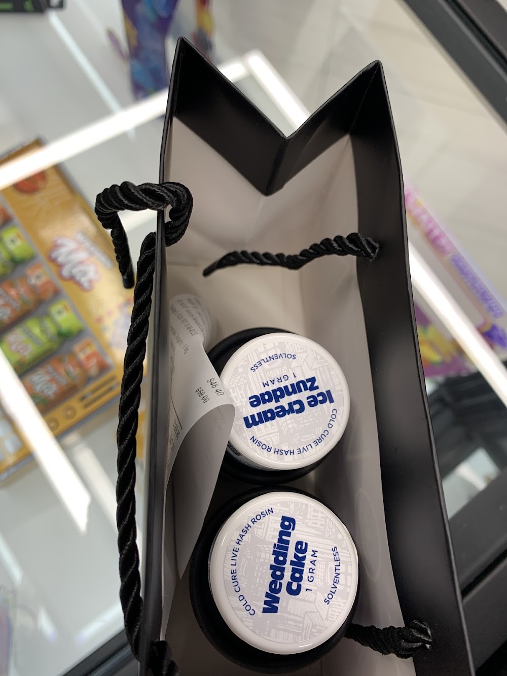 Token Retail photo 5