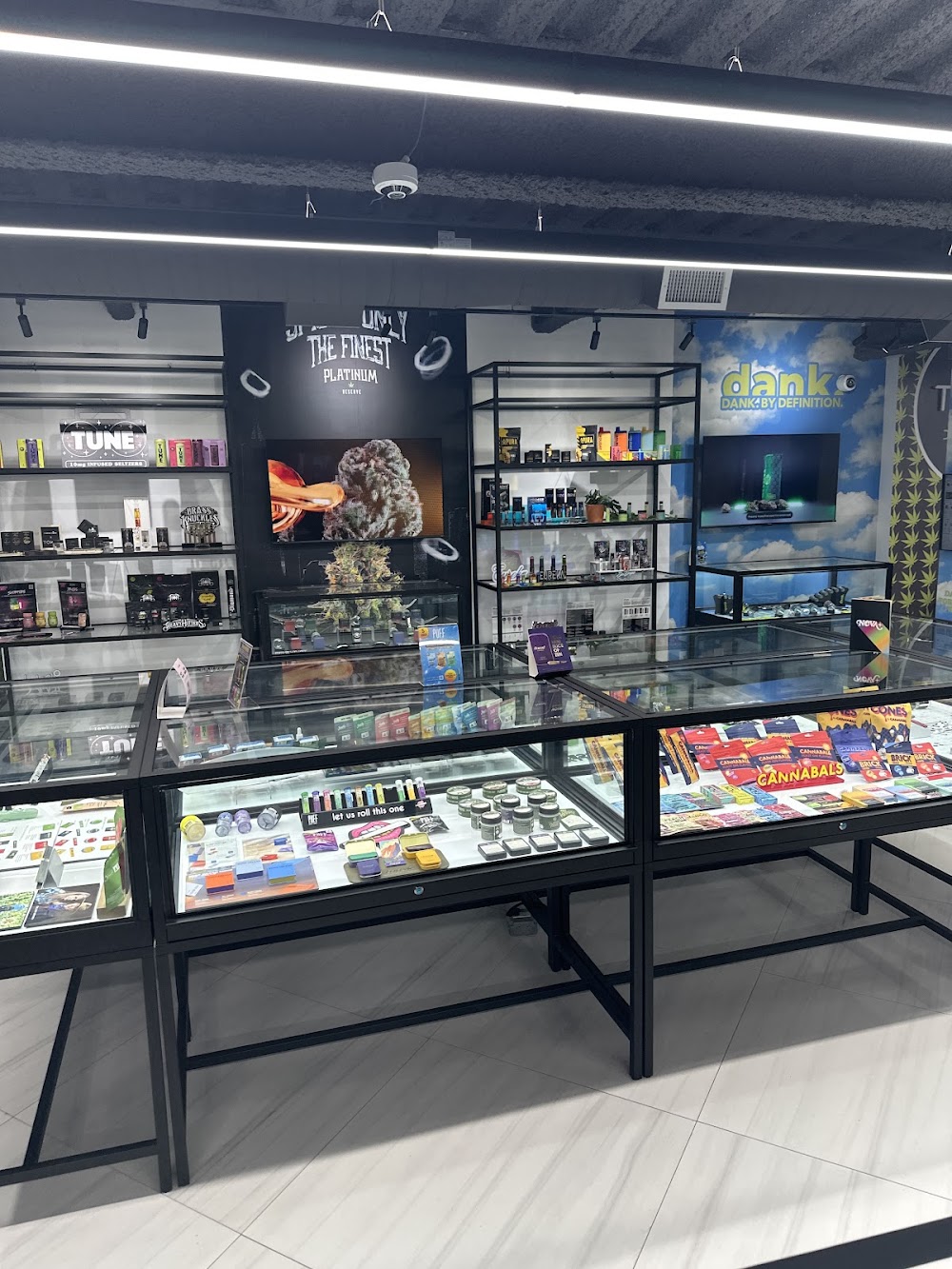 Token Retail photo 6