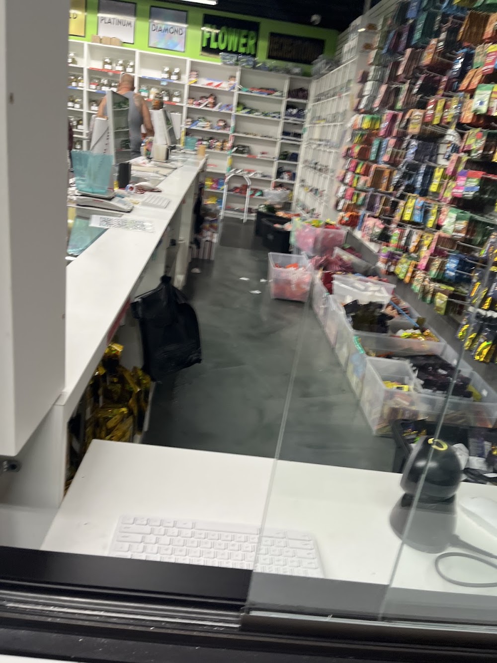 Top Cannabis Outlet photo 3