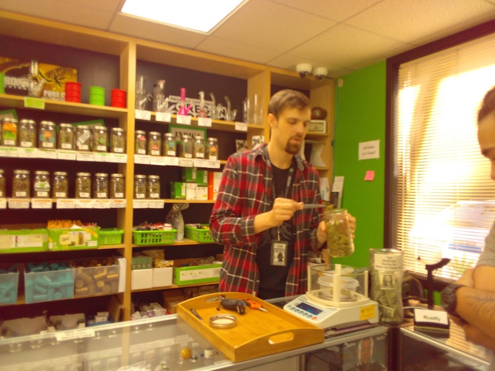 Top Shelf Cannabis photo 4