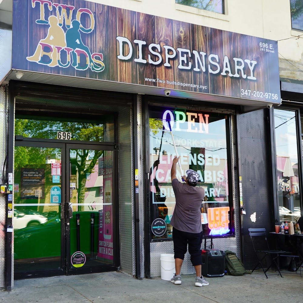 Two Buds Dispensary photo 1