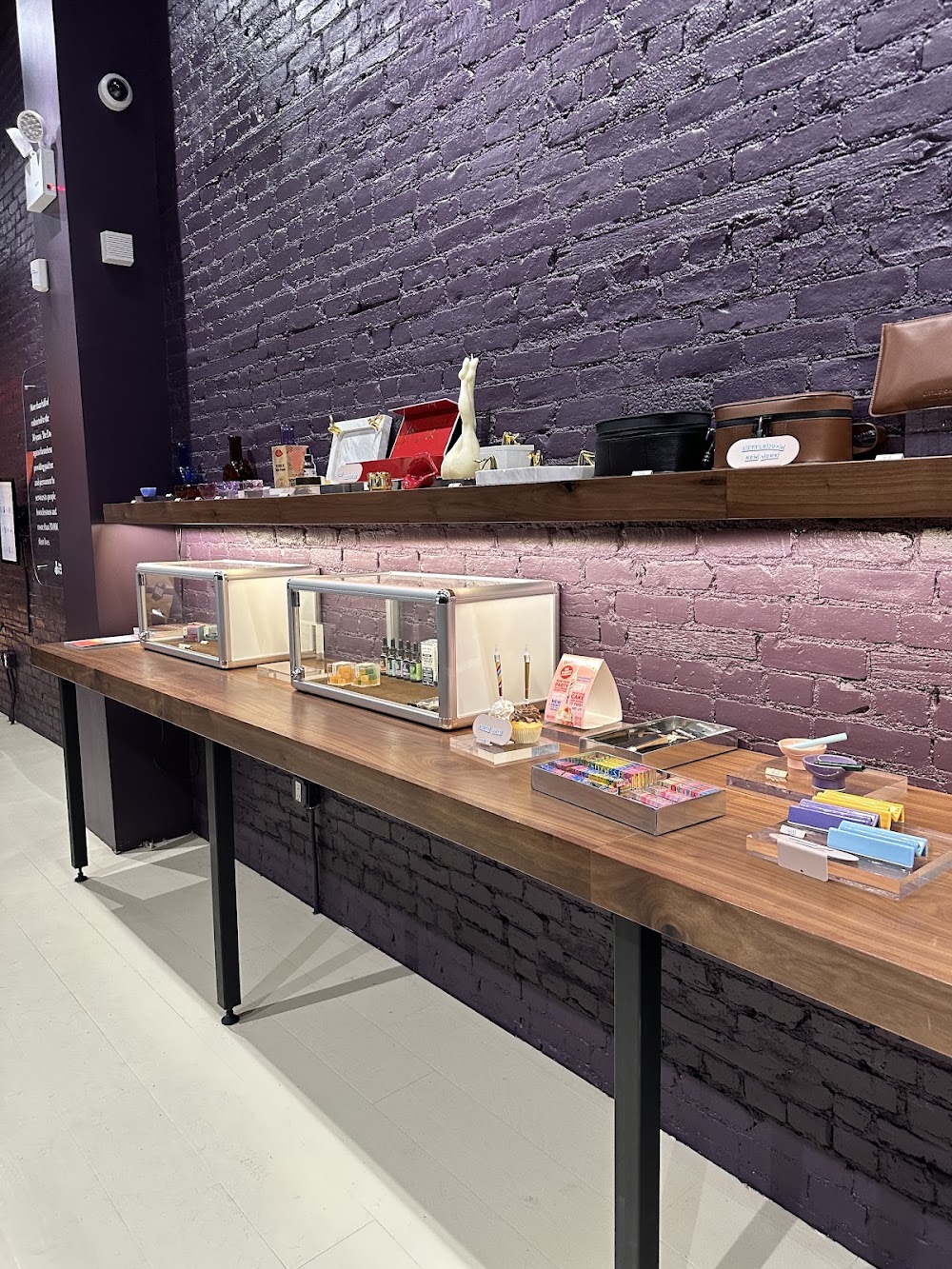 Union Square Travel Agency: A Cannabis Store photo 4
