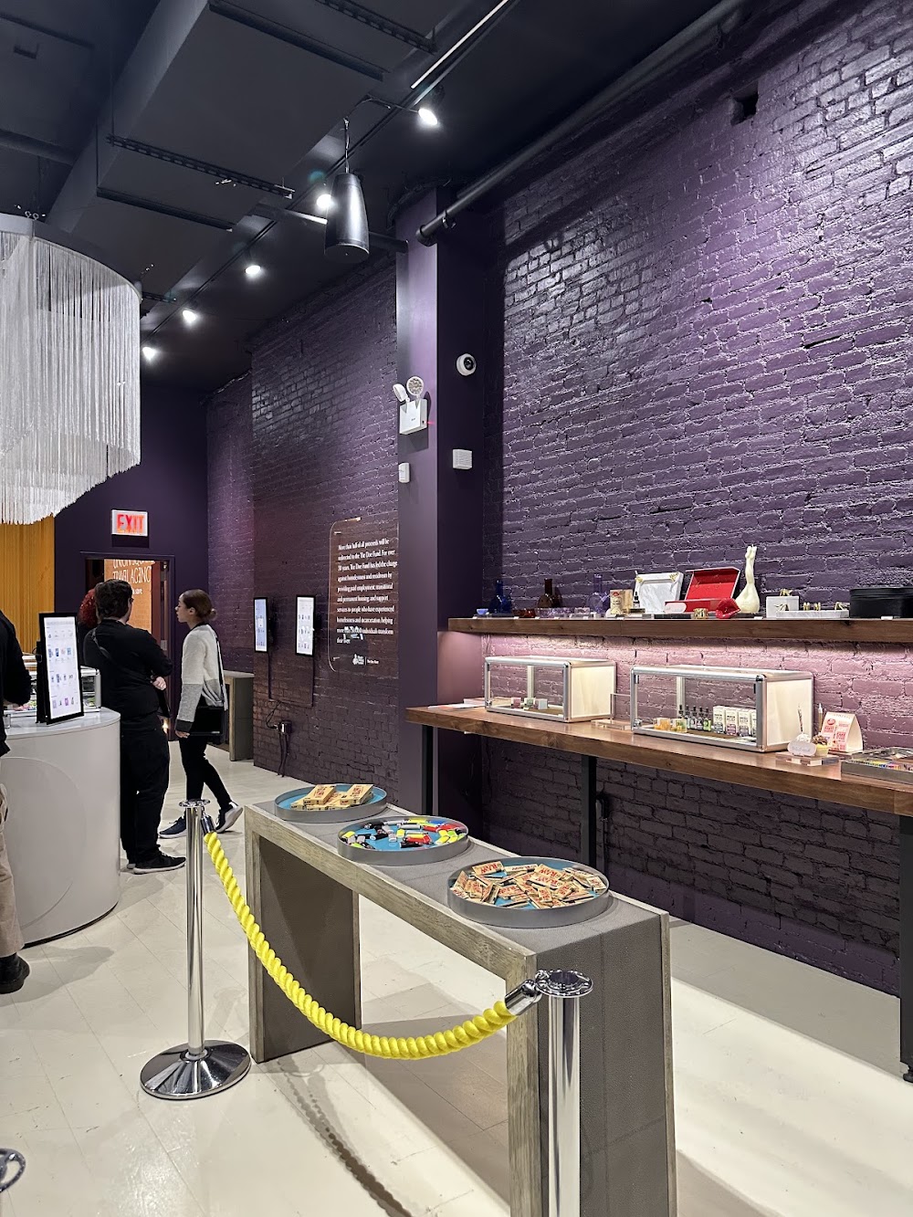 Union Square Travel Agency: A Cannabis Store photo 7