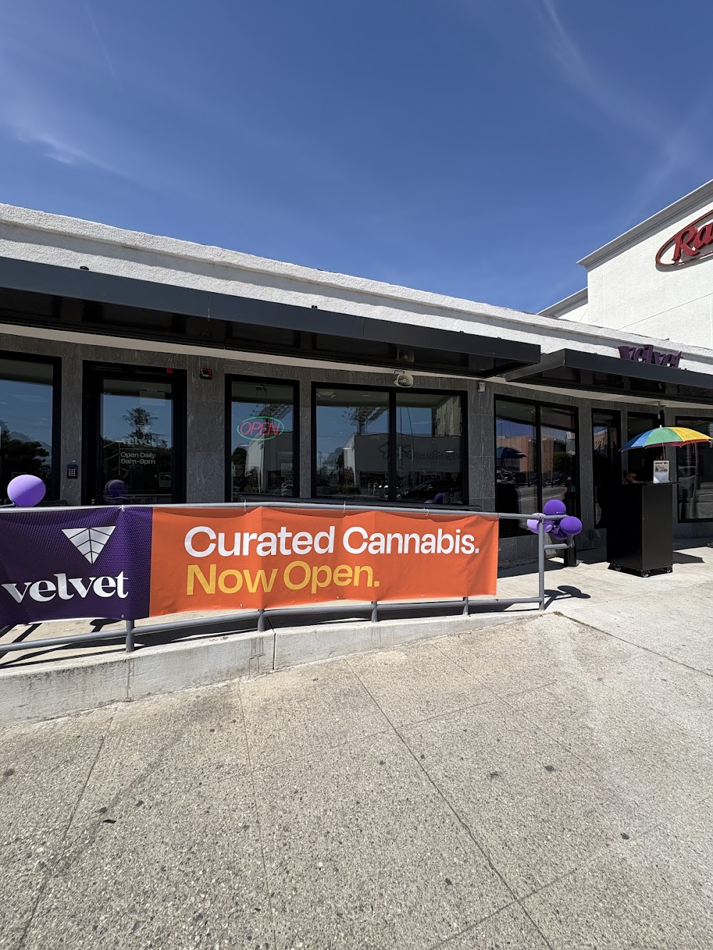 Velvet Cannabis photo 1