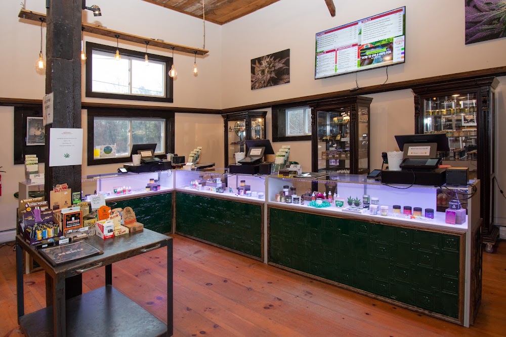 Vt Bud Barn - Brattleboro Weed Dispensary photo 2