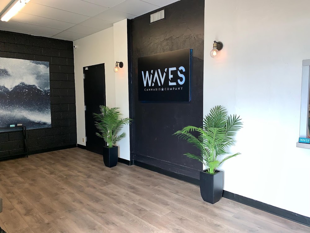 Waves Cannabis CO photo 6