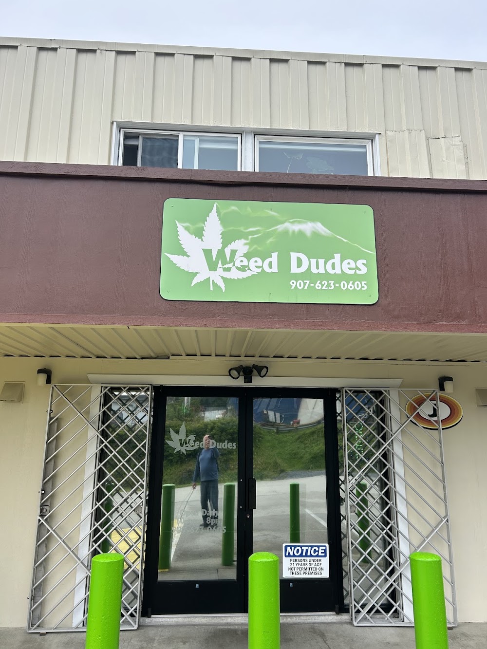 Weed Dudes photo 7