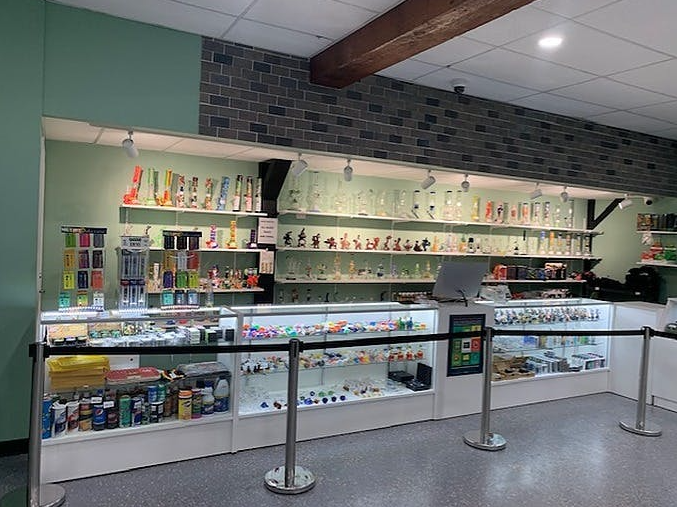 Weed Land photo 2