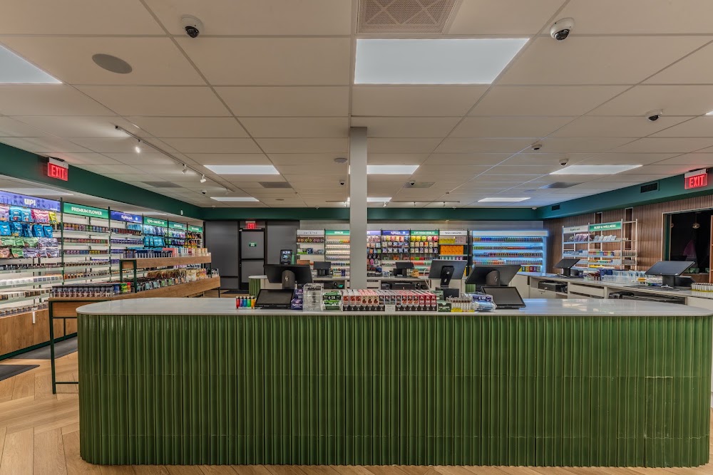 Wellgreens Dispensary photo 7