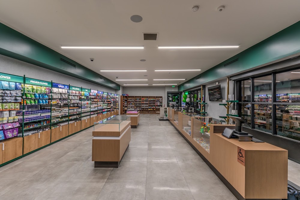 Wellgreens Dispensary photo 8
