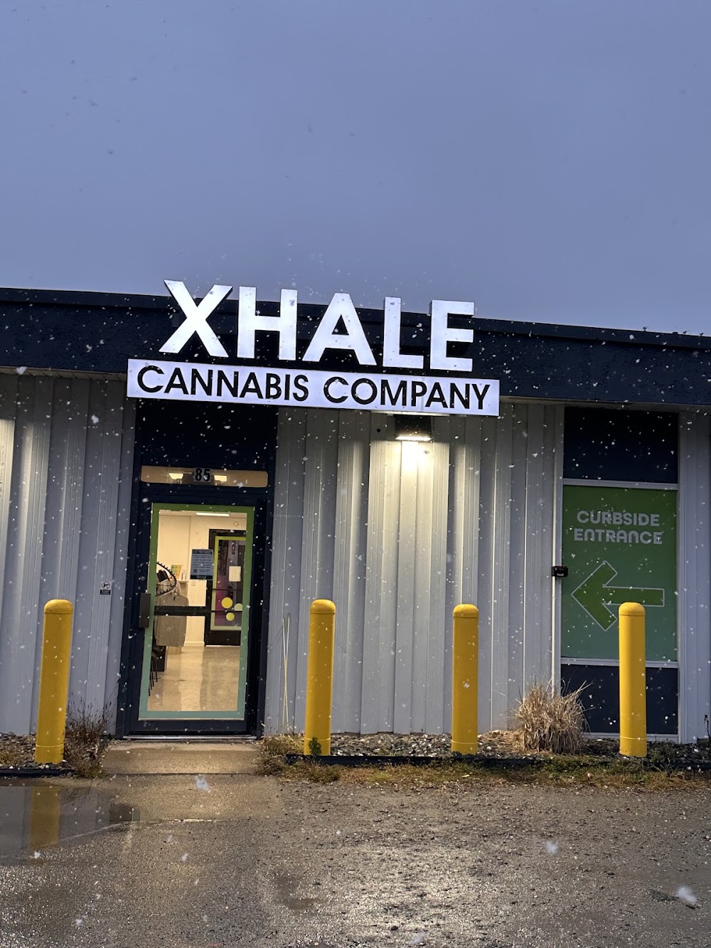 Xhale Of Mt Clemens photo 1