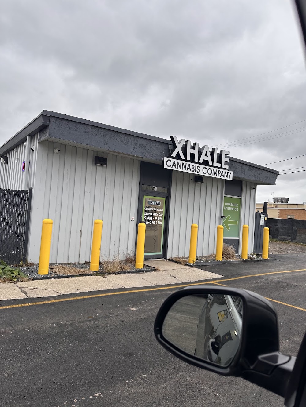 Xhale Of Mt Clemens photo 3