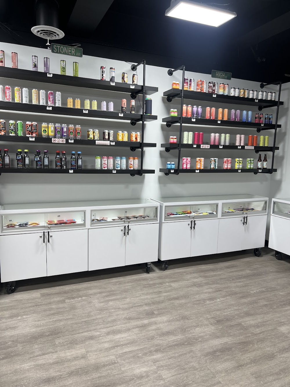 Zaza Cannabis - St Paul photo 6