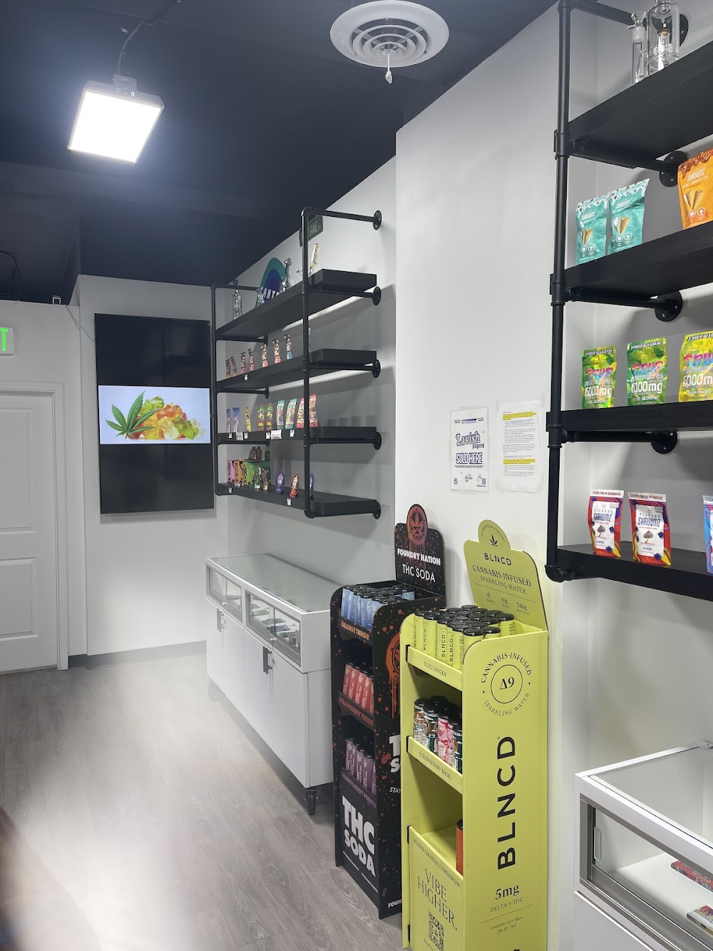 Zaza Cannabis - St Paul photo 8