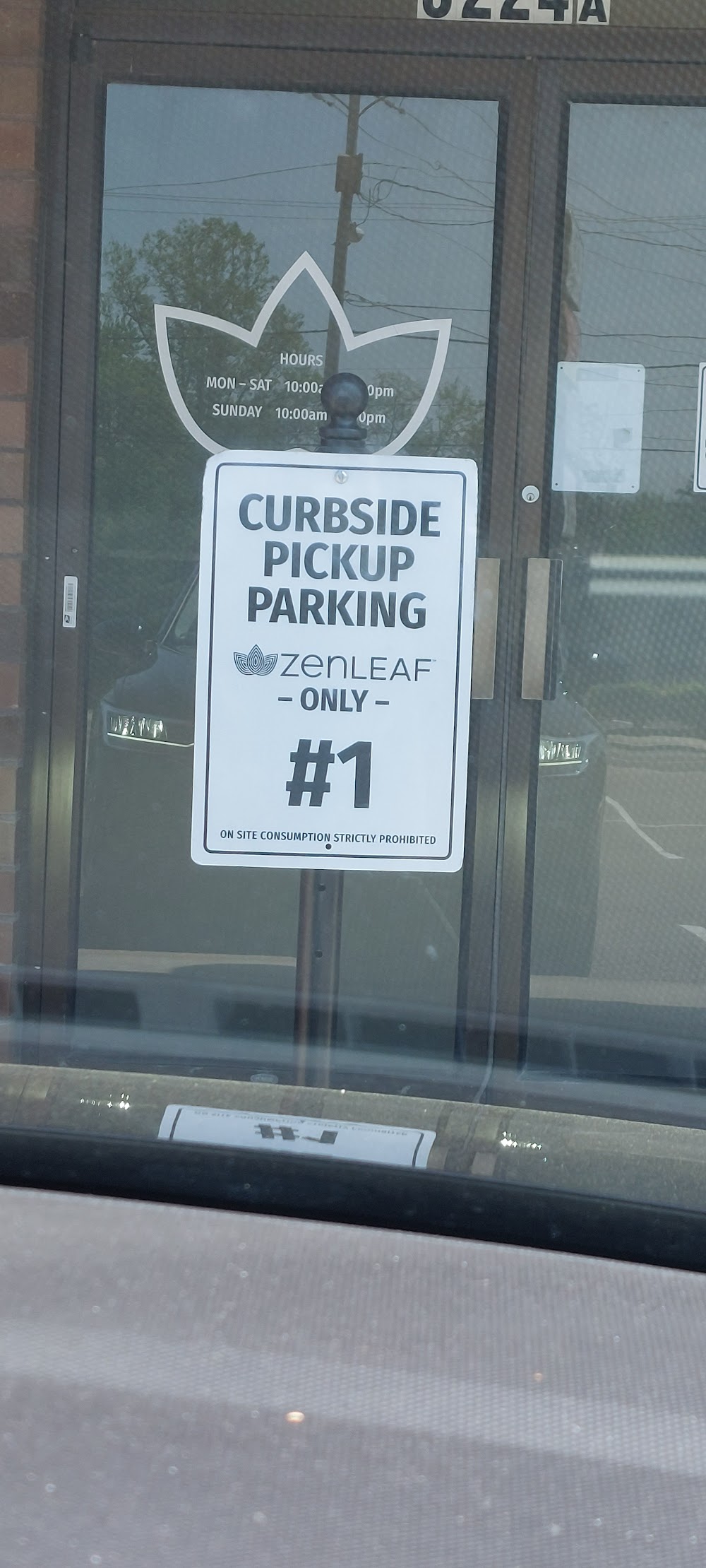 Zen Leaf Canton photo 8