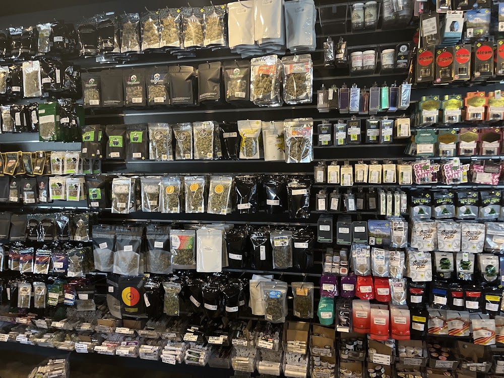 Zips Cannabis photo 8